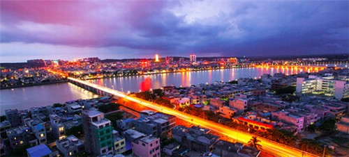 10月海边哪里最好玩（10月海边哪里最好玩呢）